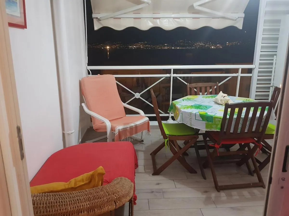 Apartment Studio Kasanaco Avec Vue La Baie De Fort De France Les Trois-Ilets